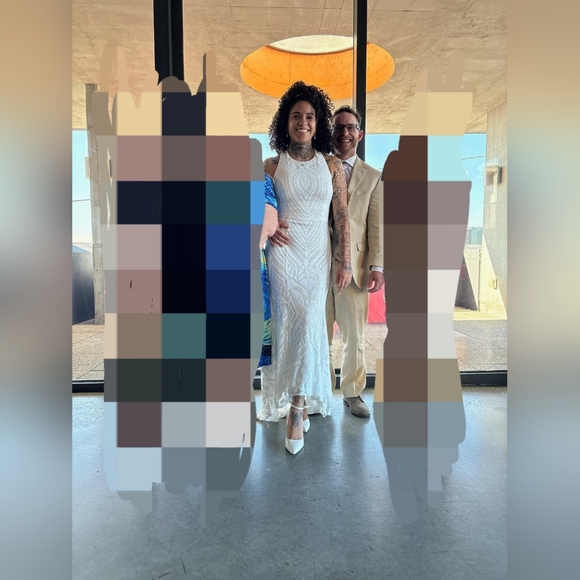 Db Studio Dresses & Skirts - DB studio wedding dress size 4